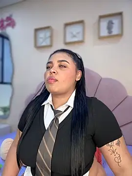 Emily cooper20 online show from October 14, 2025, 12:11 am