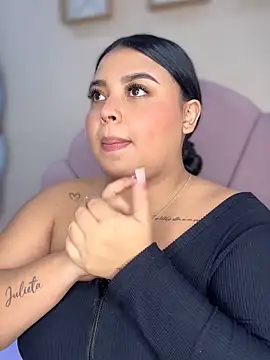 Emily cooper20 online show from October 25, 2025, 2:00 am