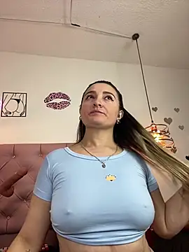 antonella87 online show from September 16, 2025, 7:48 pm