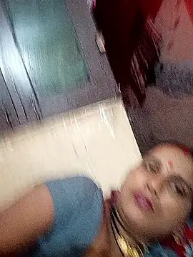 reemacouple007 online show from October 20, 2025, 5:57 pm