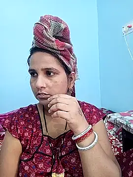 reemacouple007 online show from November 3, 2025, 8:07 am