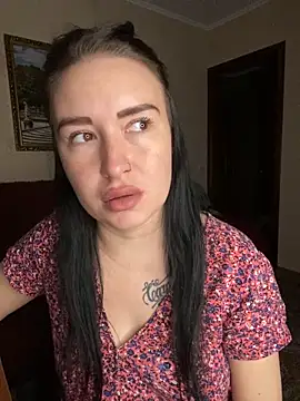 Roxana Bell online show from April 5, 2026, 2:46 pm