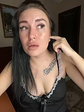 Snapshot of Roxana_Bell chatting on September 22, 2025, 7:53 pm Roxana Bell online show from September 22, 2025, 7:53 pm