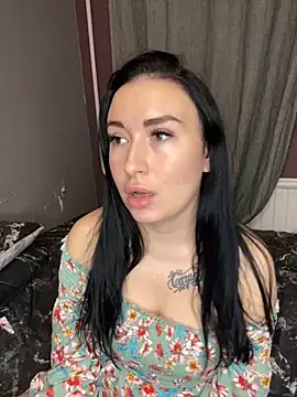 Roxana Bell online show from December 13, 2024, 9:51 pm