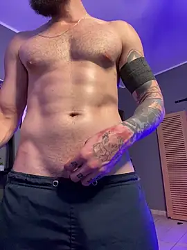 MachineDien online show from February 18, 2026, 11:45 pm