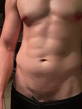 Snapshot of MachineDien chatting on February 23, 2025, 1:24 am MachineDien online show from February 23, 2025, 1:24 am