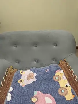 Linda-Mora online show from September 25, 2025, 8:48 pm