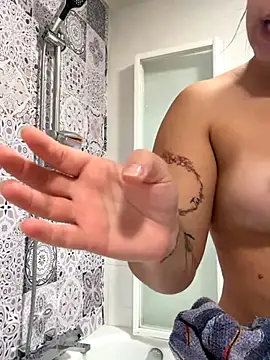 Coupleorny online show from October 29, 2025, 7:57 pm