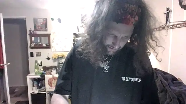 BobbyQ29 online show from December 18, 2025, 9:58 am