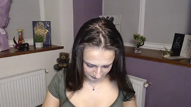 Snapshot of Caramel_bunny chatting on February 17, 2025, 1:11 pm Caramel bunny online show from February 17, 2025, 1:11 pm