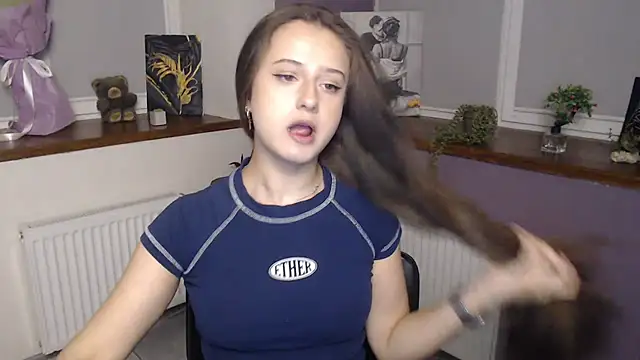 Snapshot of Caramel_bunny chatting on March 17, 2025, 1:18 pm Caramel bunny online show from March 17, 2025, 1:18 pm