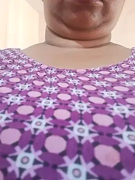 Ravina patil1 online show from May 25, 2026, 5:29 am