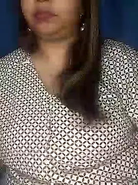 Ravina patil1 online show from February 13, 2025, 5:33 pm