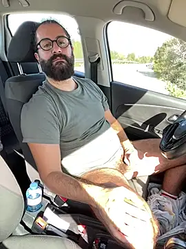 eduardbareback online show from February 3, 2025, 12:36 pm