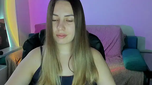 Snapshot of Mia_shy1 chatting on February 15, 2026, 5:30 am Mia shy1 online show from February 15, 2026, 5:30 am