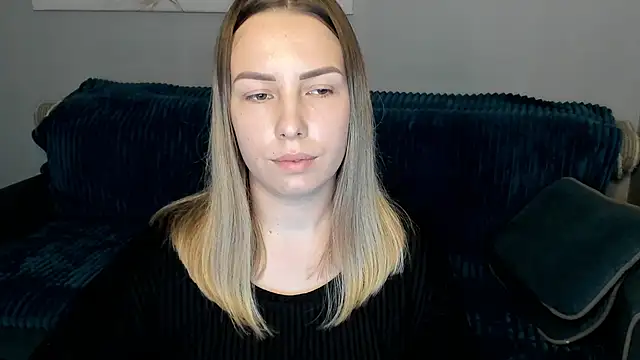 Mia shy1 online show from January 24, 2025, 1:57 pm