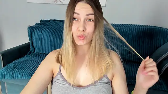 Mia shy1 online show from February 13, 2025, 10:23 am