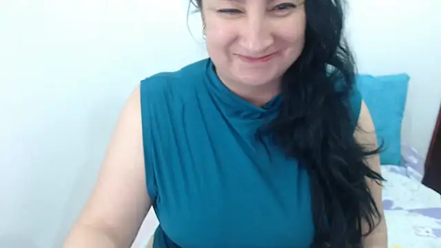 Ashyle online show from March 12, 2026, 11:53 pm