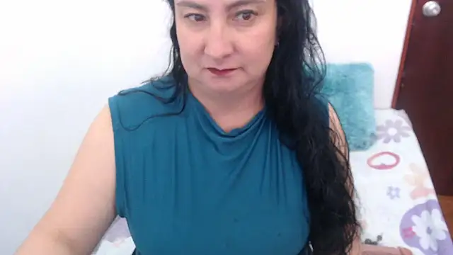 Ashyle online show from February 15, 2026, 7:24 pm