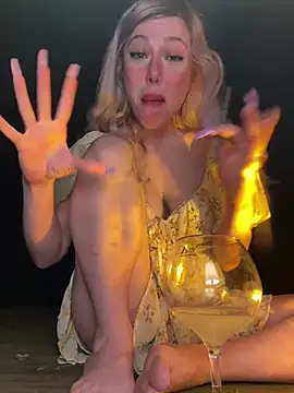 propertyofdaddy online show from April 17, 2026, 2:25 am