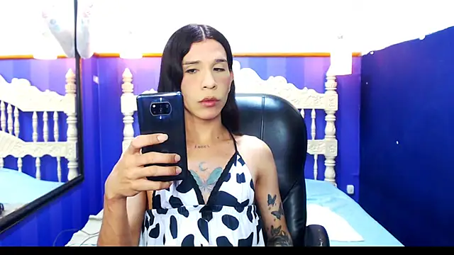 SaraSofia44 online show from October 3, 2025, 1:42 am