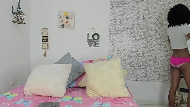 Canhela1 online show from February 25, 2026, 1:17 am