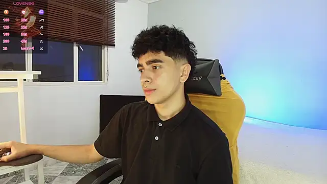 Snapshot of _nickconnor01 chatting on October 1, 2025, 4:39 am nickconnor01 online show from October 1, 2025, 4:39 am