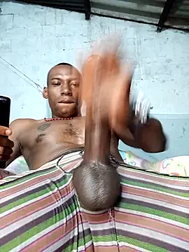 Snapshot of moro28vergon chatting on September 22, 2025, 7:58 am moro28vergon online show from September 22, 2025, 7:58 am