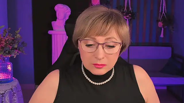 Snapshot of sugar_vivien chatting on October 4, 2025, 1:34 pm sugar vivien online show from October 4, 2025, 1:34 pm