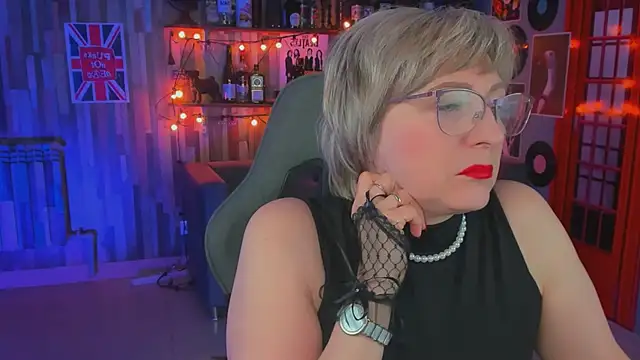Snapshot of sugar_vivien chatting on February 13, 2025, 1:15 pm sugar vivien online show from February 13, 2025, 1:15 pm