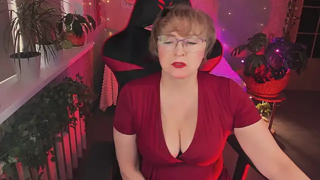 Snapshot of sugar_vivien chatting on February 19, 2026, 9:17 am sugar vivien online show from February 19, 2026, 9:17 am