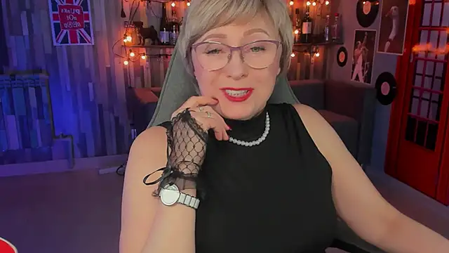 Snapshot of sugar_vivien chatting on February 13, 2025, 4:17 pm sugar vivien online show from February 13, 2025, 4:17 pm