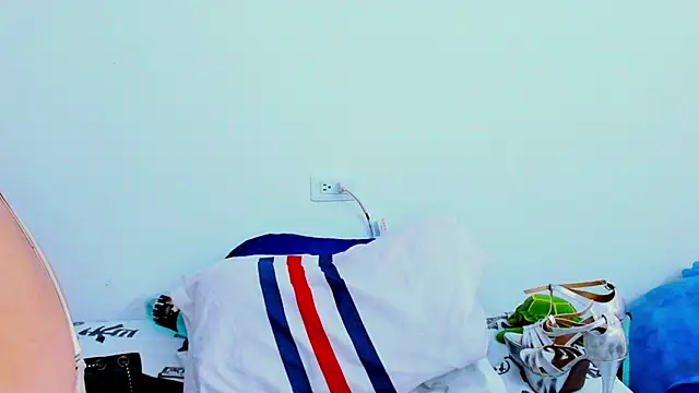 HorniestMilf online show from March 1, 2026, 2:55 am