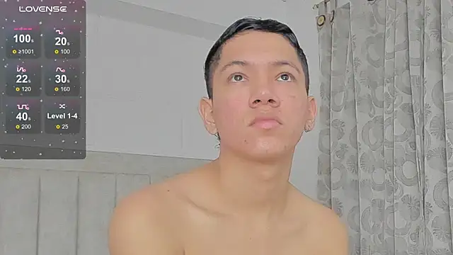 JulianRose 1 online show from February 12, 2025, 11:29 am