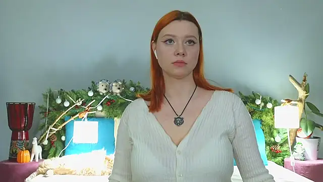 Snapshot of MileyMiller chatting on December 17, 2024, 12:11 pm MileyMiller online show from December 17, 2024, 12:11 pm