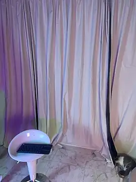 Melina-Smith online show from May 24, 2026, 8:42 pm