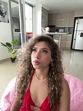 Melina-Smith online show from November 7, 2025, 10:24 pm