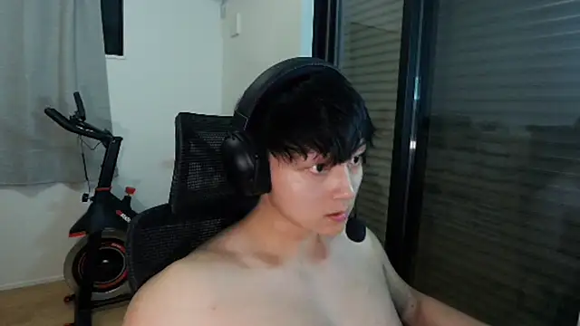 Snapshot of Tkcqcc chatting on October 12, 2025, 4:08 pm Tkcqcc online show from October 12, 2025, 4:08 pm