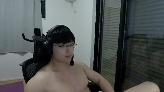 Snapshot of Tkcqcc chatting on October 1, 2025, 4:44 pm Tkcqcc online show from October 1, 2025, 4:44 pm