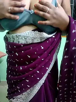 tamil monasexy online show from January 6, 2025, 9:00 pm