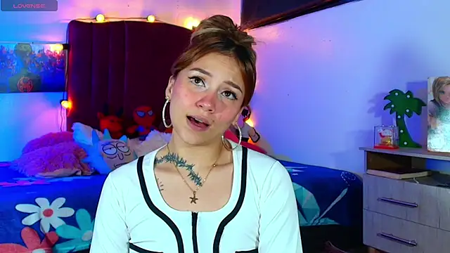 Snapshot of alisson_zafiro_ chatting on September 25, 2025, 3:12 am alisson zafiro online show from September 25, 2025, 3:12 am