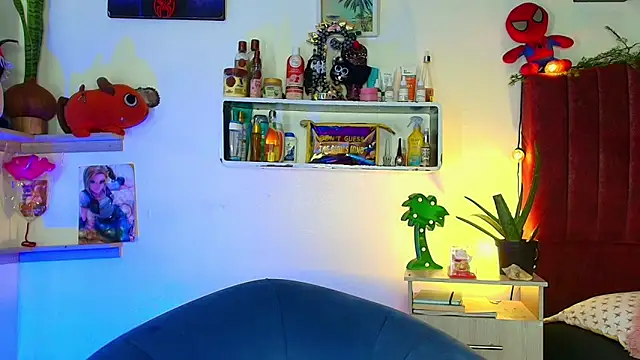 alisson zafiro  online show from March 14, 2026, 1:33 am