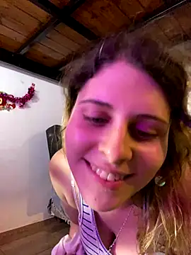 FlorBich online show from December 19, 2025, 9:39 pm