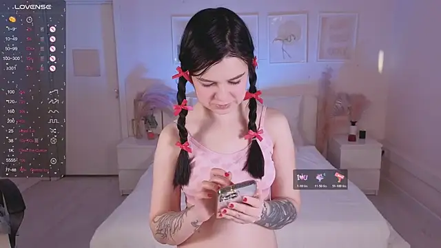 Lil Amelie online show from February 3, 2026, 9:47 am