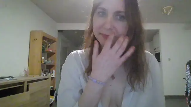 JasmineGlamour online show from February 22, 2026, 4:48 am