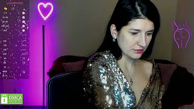 Alianna Solo Kisses online show from February 19, 2025, 6:33 am
