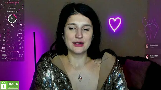 Alianna Solo Kisses online show from February 19, 2025, 3:49 pm