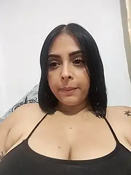 MelannyBell online show from October 4, 2025, 9:05 pm