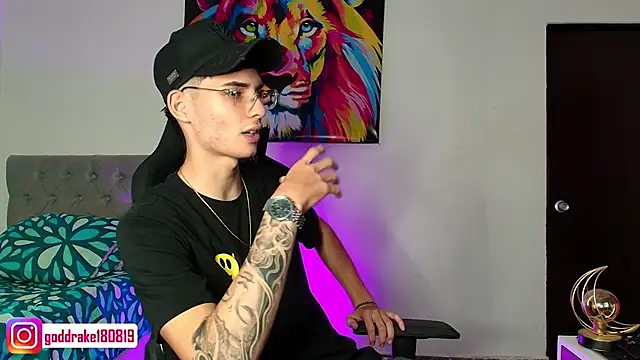 god drake online show from February 27, 2025, 8:02 am