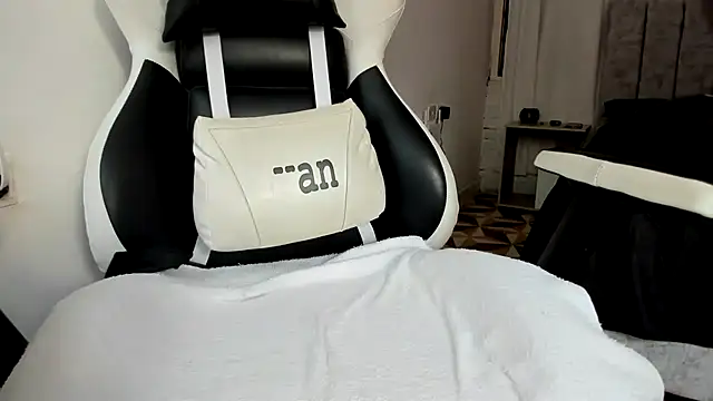 Valerioe online show from September 24, 2025, 12:11 pm